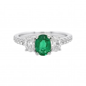 18kt White Gold Diamond and Emerald Ring