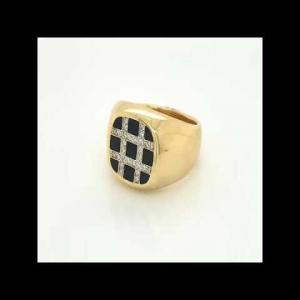 18kt Yellow Gold Diamond And Onyx Men`s Ring