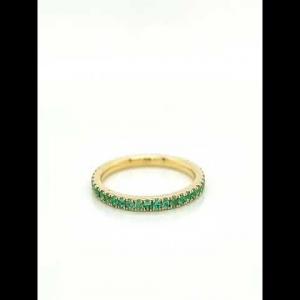 18Kt Yellow Gold Emerald Band